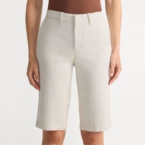 Lands End • NWT $85  Cream Chino Shorts W18”-20”